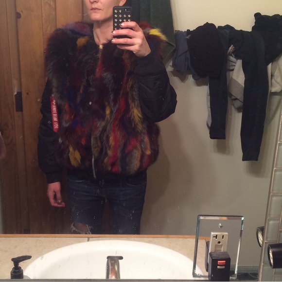 ONE OF A KIND! Alpha Industries Year of the Rooster fur bomber jacket - Picture 4 of 17